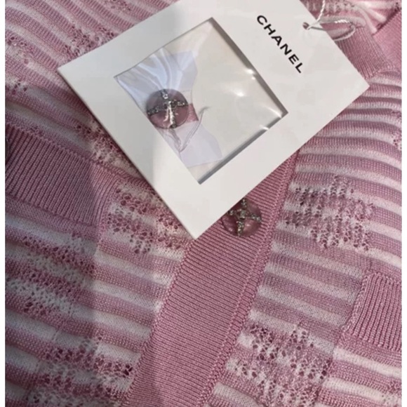 RARE Chanel 2023 Cruise Collection Sweater NWT - Picture 3 of 10